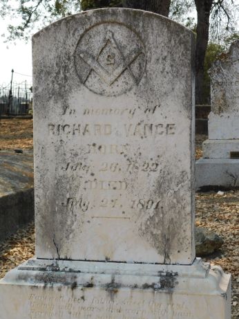 [Picture of Richard Vance grave]